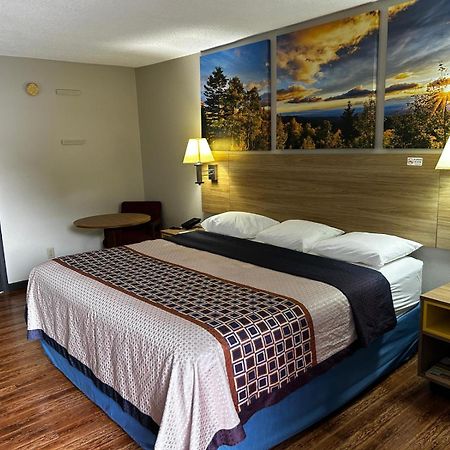 Days Inn By Wyndham Dahlonega University Area Εξωτερικό φωτογραφία