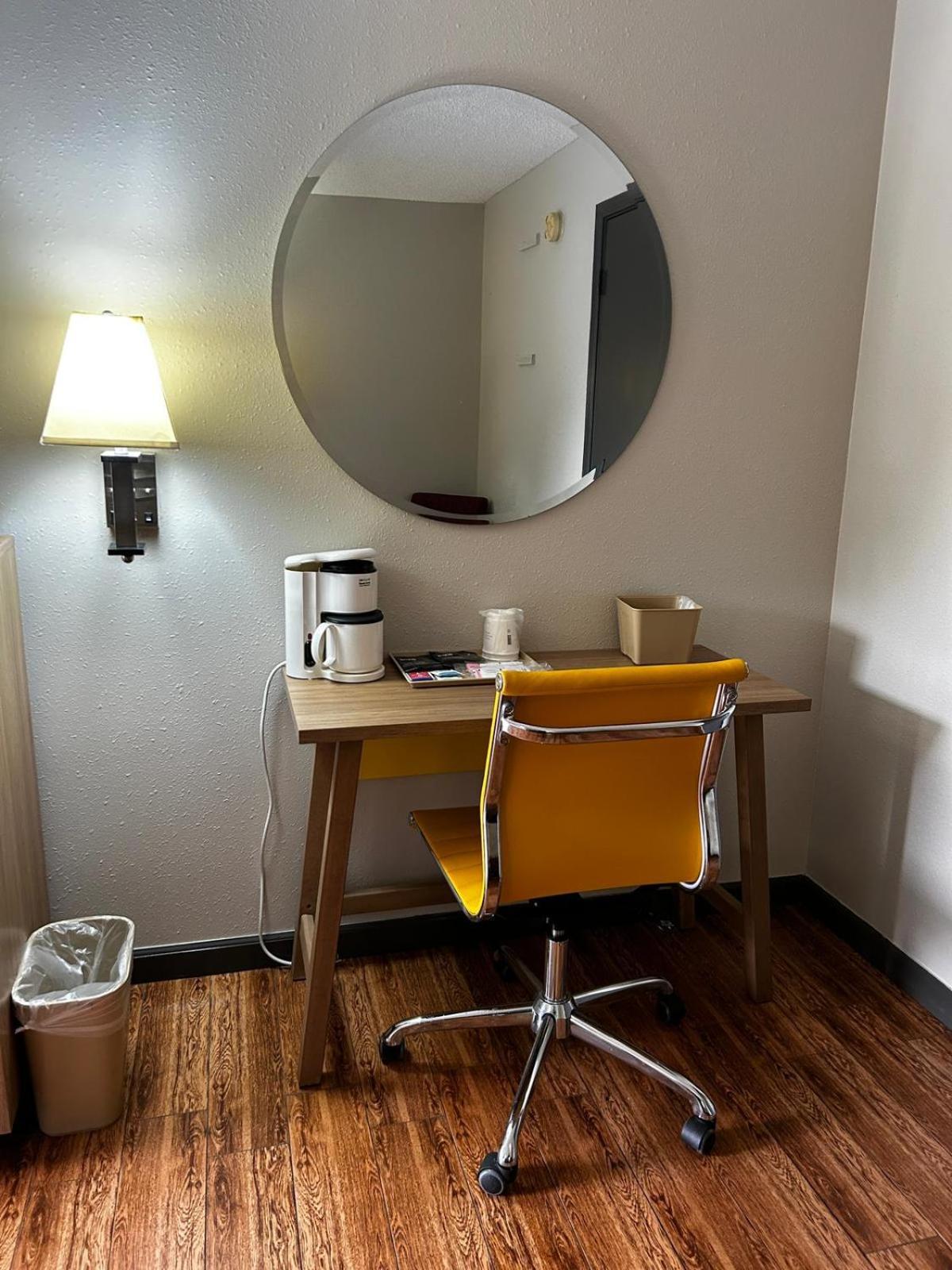 Days Inn By Wyndham Dahlonega University Area Εξωτερικό φωτογραφία