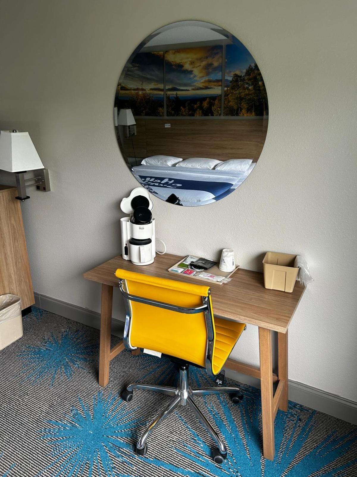 Days Inn By Wyndham Dahlonega University Area Εξωτερικό φωτογραφία