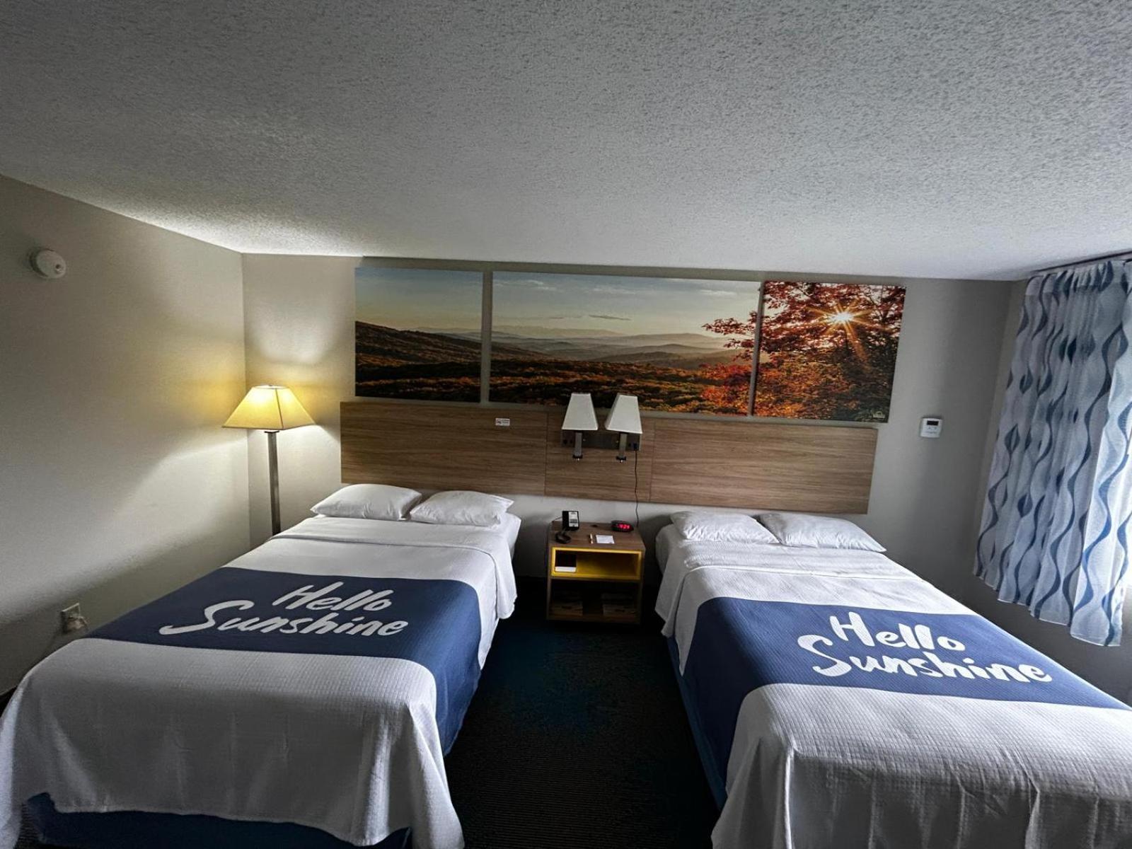 Days Inn By Wyndham Dahlonega University Area Εξωτερικό φωτογραφία