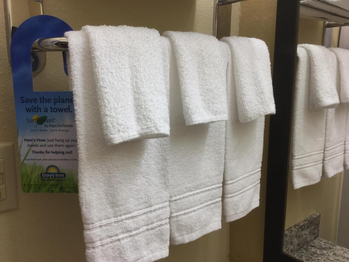 Days Inn By Wyndham Dahlonega University Area Εξωτερικό φωτογραφία